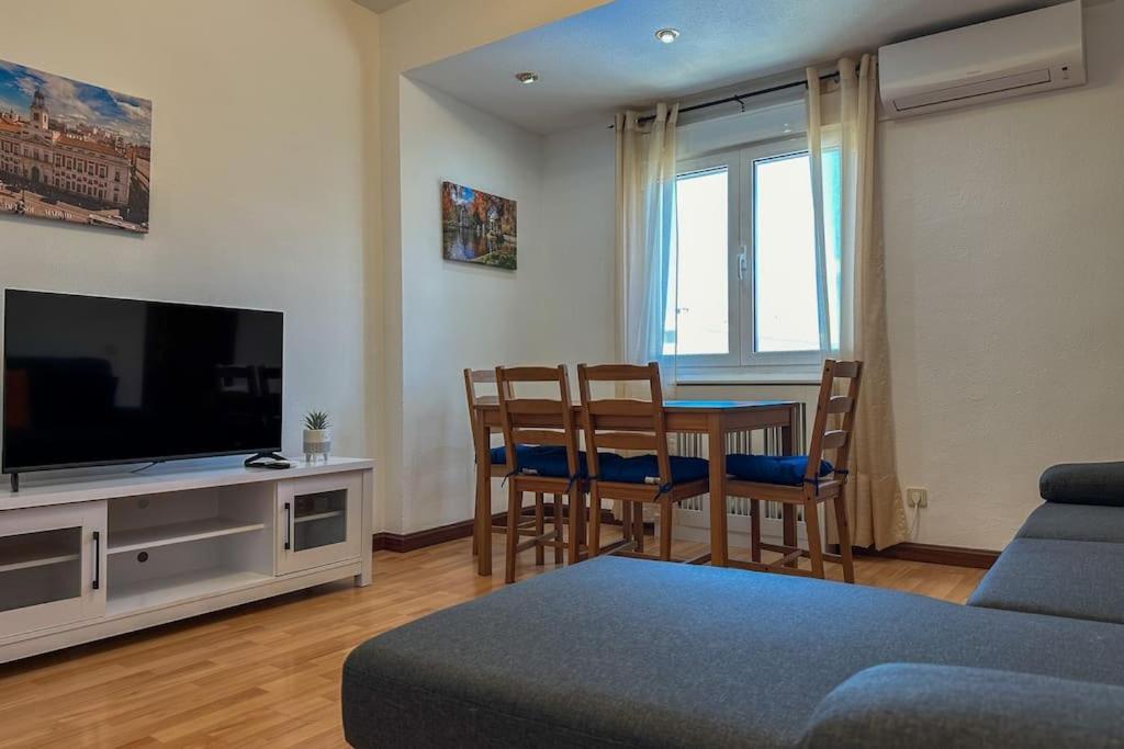 Luminoso Apartamento Turistico En Chamartin Madrid Exterior photo