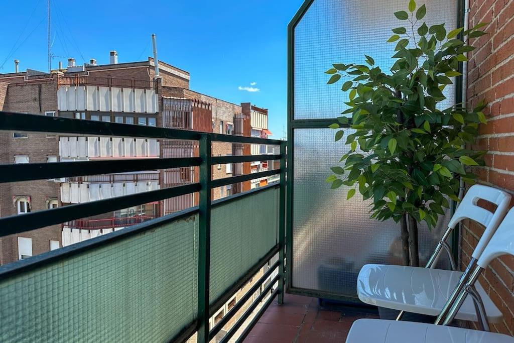 Luminoso Apartamento Turistico En Chamartin Madrid Exterior photo